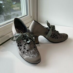Baci Retro Inspired Embroidered Satin Lace-Up Heels in Metallic Gray 6.5
